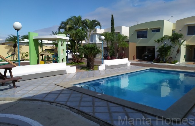 For rent excellent house in Terranova, Manta